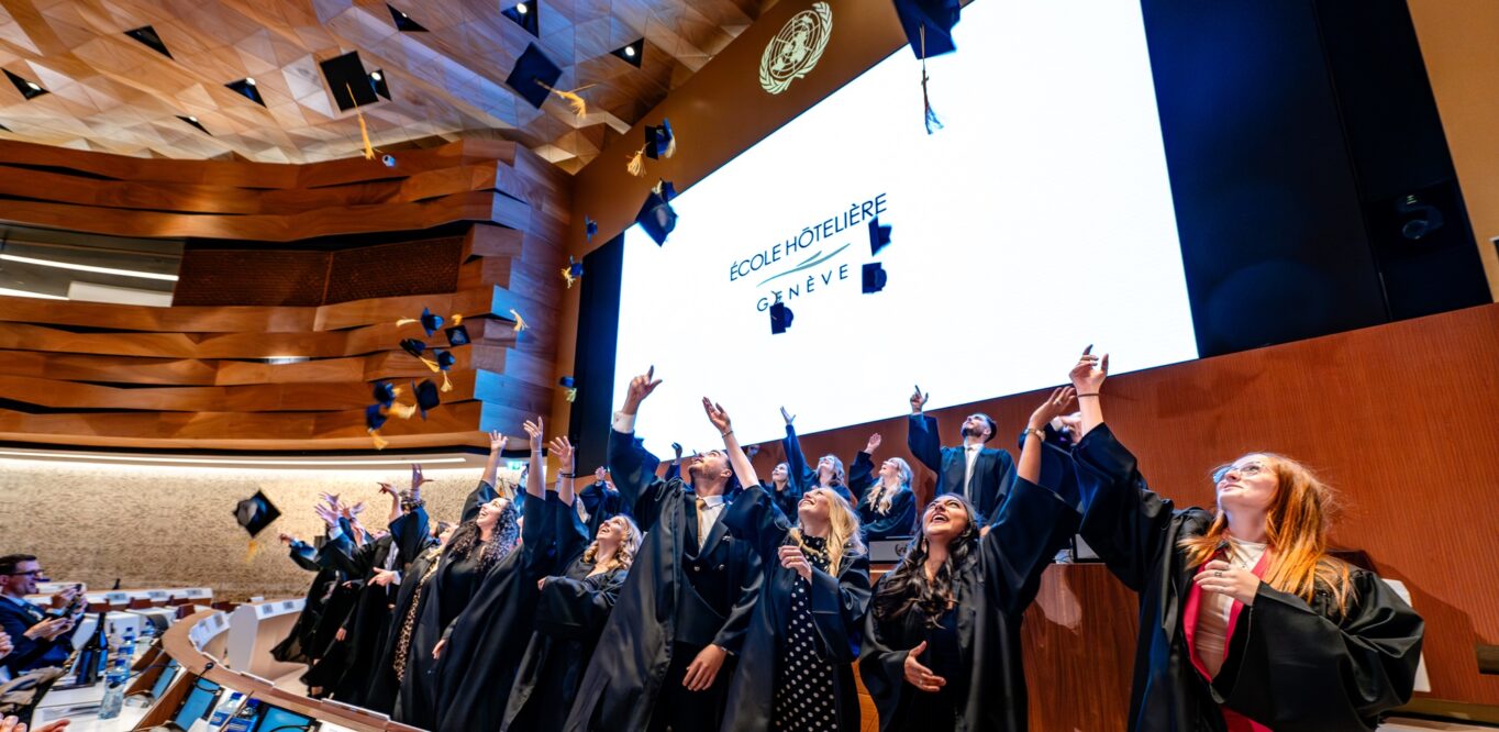 142 eme cénémonie remise de diplome Ecole Hôtelière de Genève étudiants w